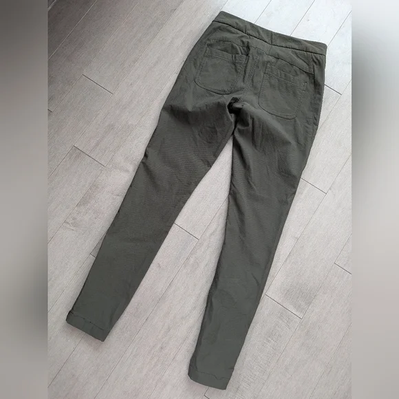 Athleta Wander Stash Olive Green Skinny Pants with Zipper Size 2 - Picture 6 of 7